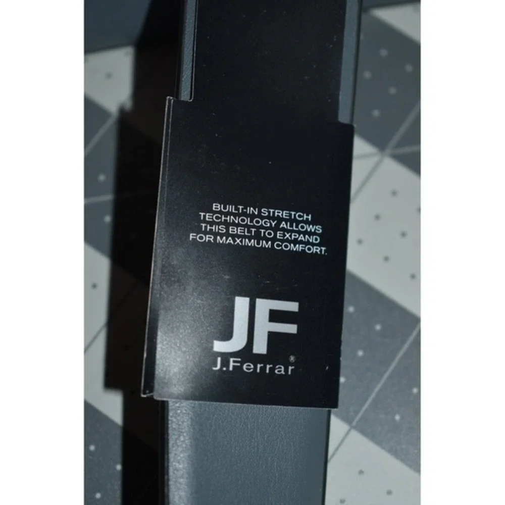 J.Ferrar Mens Reversible Belt Black Grey Stretch Comfort Size M 34-36‎ NEW w/tag